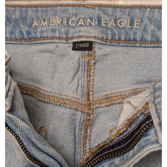 American Eagle Mom Jeans WOMENS JRS SIZE 2 REGULAR Lite Wash Stretch Tapered 90s - Picture 3 of 6